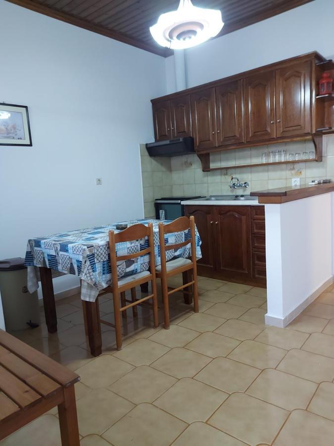 Giannoula Apts Astrakeri Exteriör bild